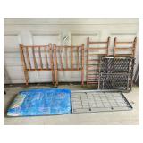 Wood Baby Crib with Mattress and Baby Gate