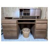 Wood Laminate Office Desk with Hutch