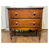 Thomasville Country Inns 2-Drawer Chest