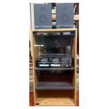 Magnavox MX1700BKO3 Stereo System with Speakers