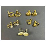 Vintage Gold Tone Screw Back Earrings