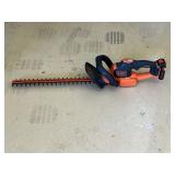 BLACK+DECKER LHT321 20V Hedge Trimmer