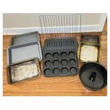 Metal Bakeware Pans and Wire Rack