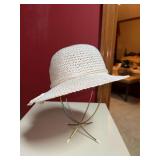August summer-vibe straw hat