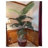 Great looking artificial palm tree in very nice decorative pot