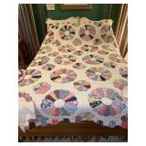 Vintage Full Size Hand Stitched Dresden Plate Quilt