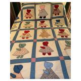 Vintage Full/Queen Size Sun Bonnet Sue Appliqued Quilt with Matching Pillow