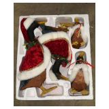 2002 Grandeur Noel Collectors Edition - Holiday Duck Family in original box….one foot has been repaired (see pic)