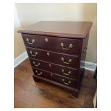Hickory White Mahogany Nightstand