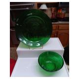 Set of 4 -10" plates and 5.5" Luminarc Cristal d
