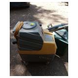spyder professional carpet cleaner..working condition  per owner
