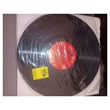 Group of albums, no covers..20 to 25 items