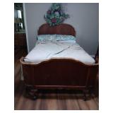 Antique headboard with curved footboard 54x84