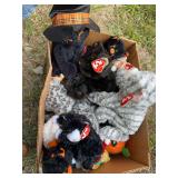Grouping of beanie babies