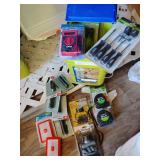 5 - 3 1/2" mini flashlights, 2 - wall lights, 2 - swivel headlamp, 2 - 25