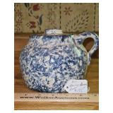 Vintage Blue & White Spongeware Pottery 5" Tall Bean Pot w/Lid in excellent vintage condition...