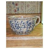 Beautiful vintage blue & cream spongewear stoneware pottery 4.25x8.5" handled chamber pot w/paneled sides in excellent vintage condition...