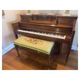 Everett Spinet Console Piano in Perfect Condition