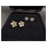 Lovely Pair of 10KT Vintage Flower Earrings