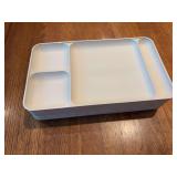 8 Classic Tupperware Dinner Trays