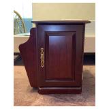 Cherry side table with magazine rack….18 x 21-1/2 x 20 tall…..shows wear from normal use but is a solid piece of furniture
