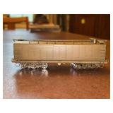 HO Gauge NWSL Norfolk & Western Brass Auxiliary Tender with Lewis T-27 6-wheel trucks…..in original box and sleeve