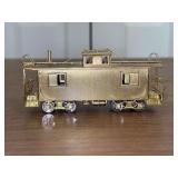 HO Gauge Overland Models, Inc. Brass C & O Wood Caboose 90401-90540…..in original box