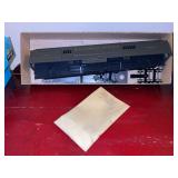 (2) HO Gauge ATHEARN Trains in miniature scale kits in original box…..1883 SP Standard Full Baggage and 1882 NYC Standard Full Baggage