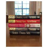 Grouping of (5) hardback editions of Danielle Steel novels….all are in great condition and have dust jackets