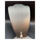 Sterling chain necklace with stunning sterling rhinestone pendant…..6 grams