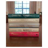 Grouping of (5) hardback editions of Danielle Steel novels….all are in great condition and have dust jackets
