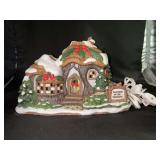 Vintage lighted Fitz & Floyd “Tavern in the Woods” Holiday Hamlet from the Enchanted Forest Collection…..11 x 7 and in original box