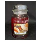 NEW 22 oz. Yankee Candle jar in Vanilla Chai scent