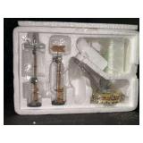 Dept. 56 Set of 3 Battery Powered “Queensbridge Railroad Yard Accessories” handpainted porcelain in original box