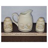 Vintage Creamer and S&P Shaker Set of Royal Doulton Tableware in the Florinda Pattern in excellent vintage condition S&P SET NEEDS TO BE CLEANED UP...