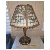 Beautiful Vintage Paneled Slag Glass Filigree Table Lamp 21.5" tall in excellent vintage condition...