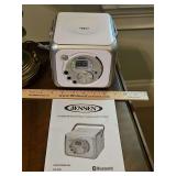 Jensen portable bluetooth music system w/CD player model CD-555...