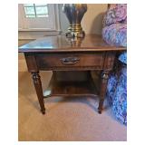 Vintage Ethan Allen solid wood end table 23x27x22" w/drawer & shelf LAMP NOT INCLUDED...
