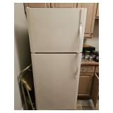 Kenmore refrigerator model 253.68244800 FULLY OPERATIONAL...