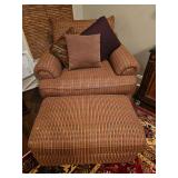Super Nice Thomasville Furniture Oversized Club Chair 50x43x40" & Ottoman 37x23x18" PILLOWS INCLUDED