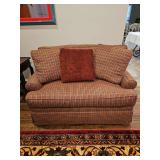 Super Nice Thomasville Furniture Loveseat/Twin Sleeper 52x38x35" PILLOWS INCLUDED...