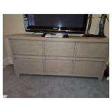 Pottery Barn 6-drawer dresser 67x21x30" CONTENTS ON TOP NOT INCLUDED...