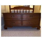 Beautiful vintage Lane Cedar Chest with felt lined shelf, faux drawer front and original label…..44 x 18 x 19 tall…..no key