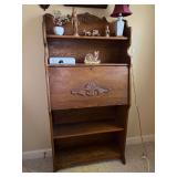 Vintage oak secretary/bookshelf…..30 x 11 x 60 tall…..OTHER CONTENTS NOT INCLUDED