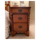 Vintage 3-drawer Sandhill Line maple nightstand…..18 x 14 x 27-1/2 tall