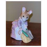 Vintage “Hunca Munca Sweeping” Porcelain Beatrix Potter Figurine- from Royal Albert England…..Copyright 1977