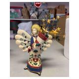 2002 Kathy Killip for demdaco Folk Heart Peace Love joy Christmas Holiday Angel…..10-1/4” tall light