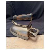 Vintage Westinghouse Auto Electric Iron…..Type-LA-6