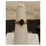 Ladies 10K gold & garnet colored gemstone Victorian Style ring size 6.5; 1.3 total grams...