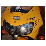 1998  HONDA  CBR900 Does not run. One owner. Original sale receipt from Al